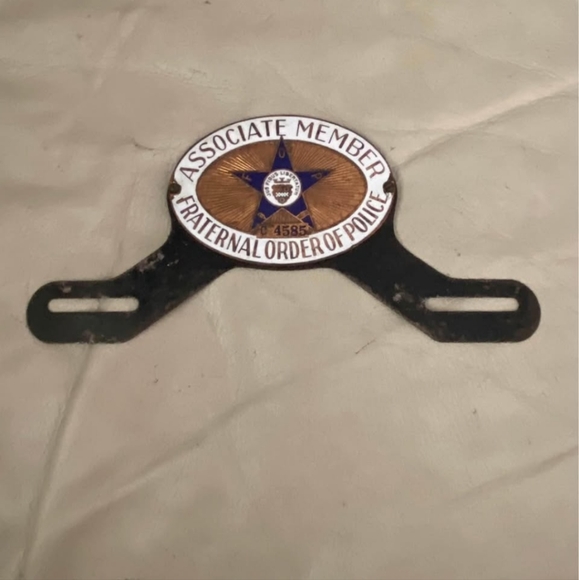 Fraternal Order of Police Associate Member ANTIQUE 1920-1930s RARE TOPPER EMBLEM - Picture 14 of 16